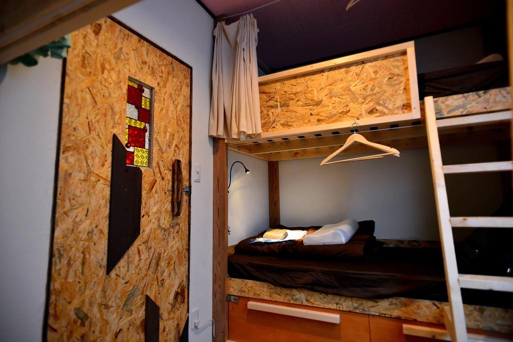 Good Trip Hostel & Bar Одавара Екстер'єр фото
